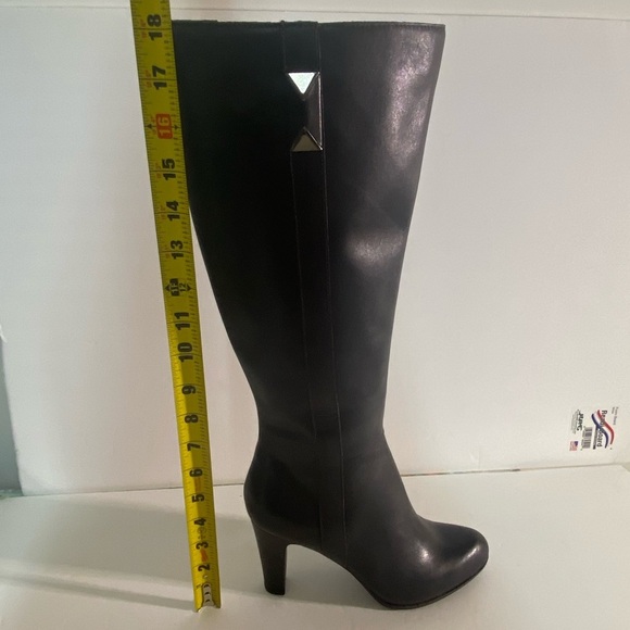 NEW IN BOX Alfani Skylarr Brown Leather Boots, 7.5 - Picture 6 of 12